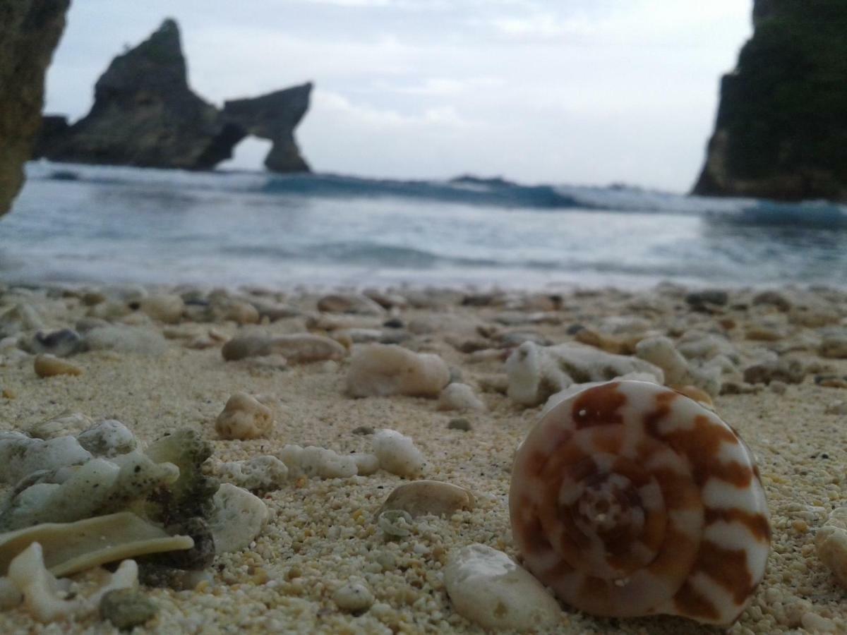 Miko Nusa Penida *